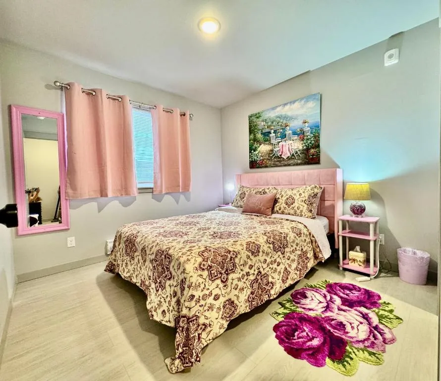 Image of 1 BD Apt with 2 Extra Sofa Beds 13 mins to SeaTac Airport