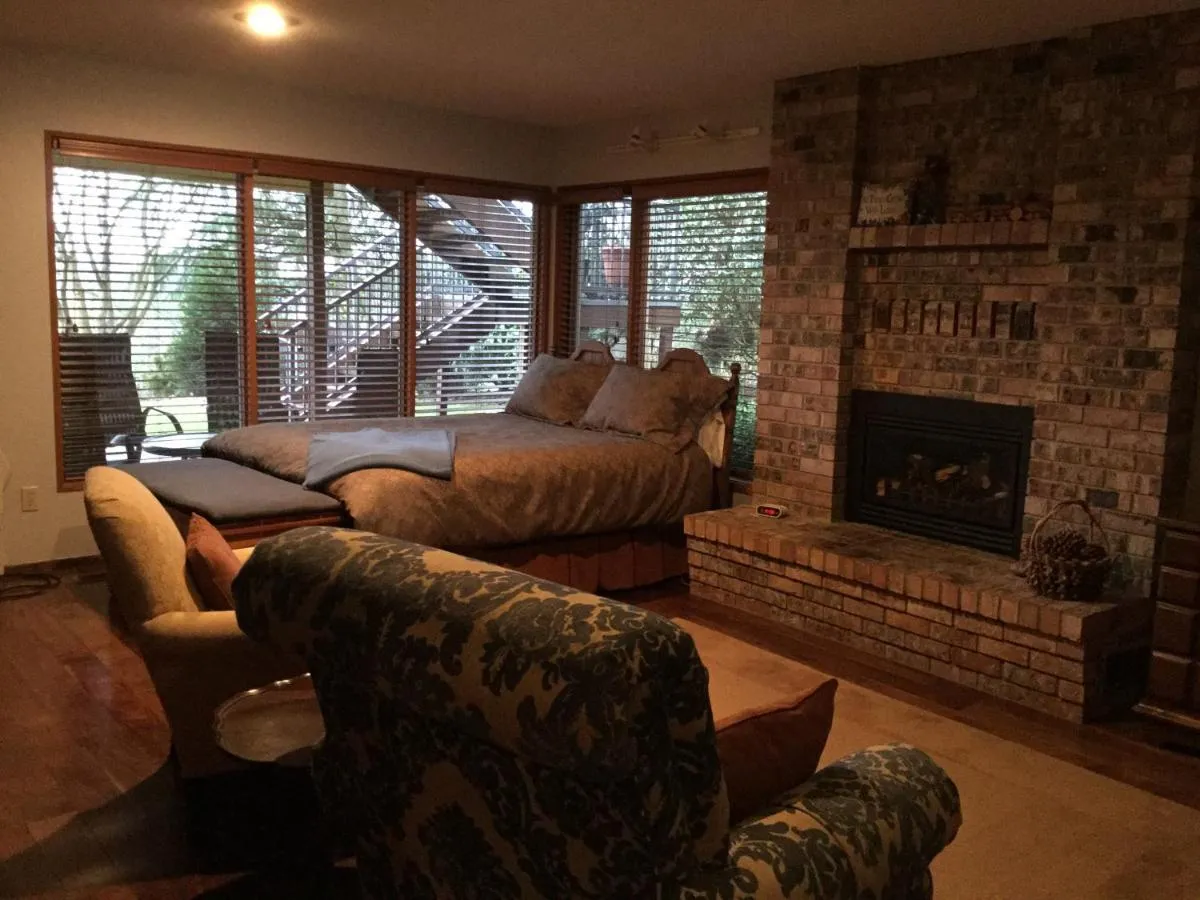 Image 4 of A Cascade View Bed And Breakfast
