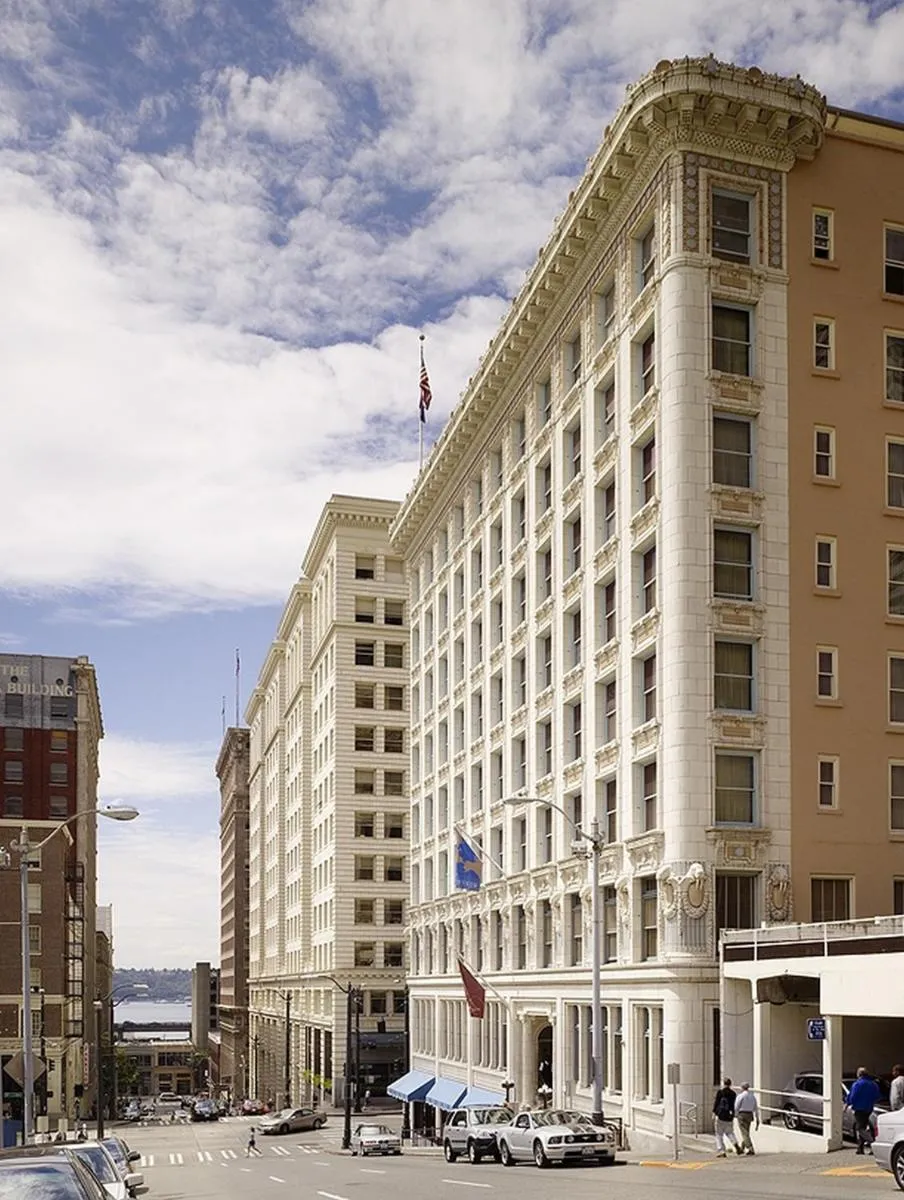 Image 5 of Arctic Club Hotel