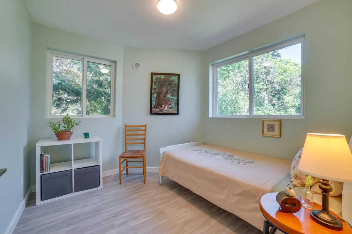 Image 1 of Bellevue Abode Balcony, 13 Mi to Downtown Seattle