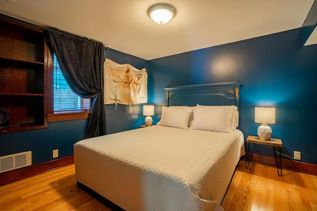 Image of Charming 1bd Suite in Capitol Hill – Foxglove Inn