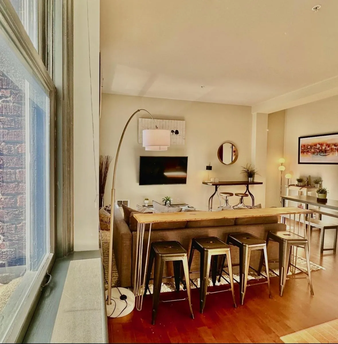 Image 4 of Charming Downtown Seattle Condo with Water Views