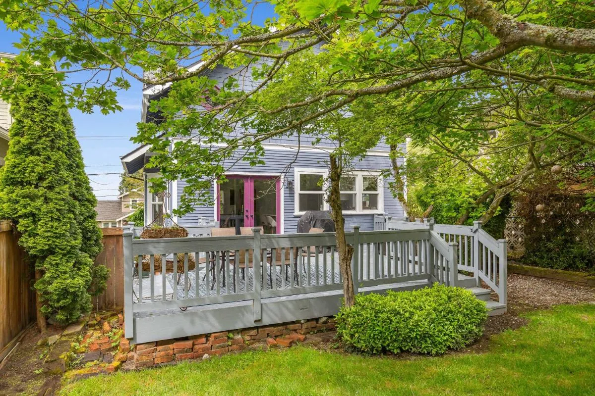 Image 2 of Charming Fremont Craftsman with Scenic Views