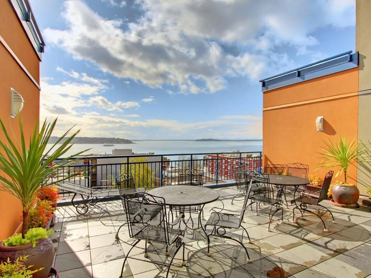 Image 6 of City Water View Oasis with Pool & Gym near Cruise in Heart of Seattle