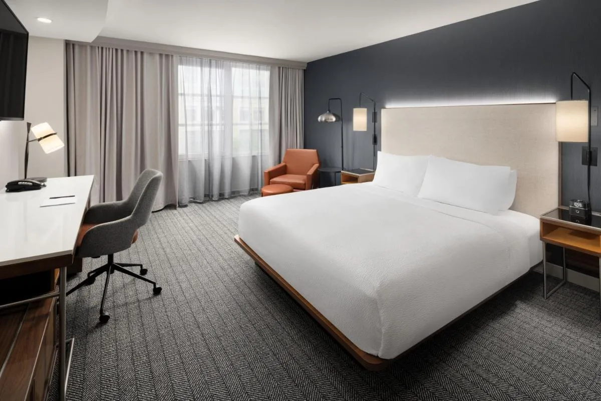 Image 1 of Courtyard by Marriott Seattle Bellevue/Downtown