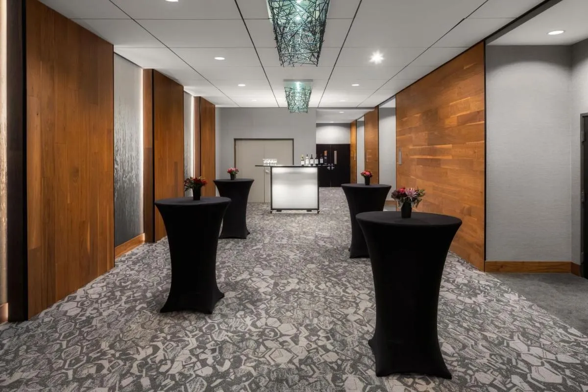 Image 6 of Courtyard by Marriott Seattle Bellevue/Downtown