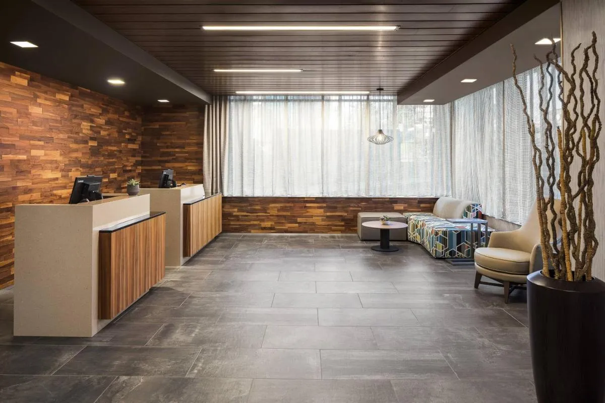Image 6 of Courtyard by Marriott Seattle Northgate
