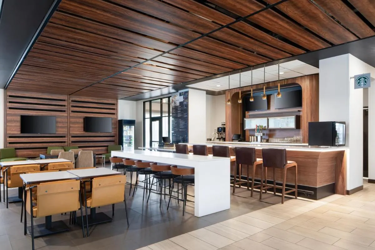 Image 5 of Courtyard by Marriott Seattle SeaTac Airport