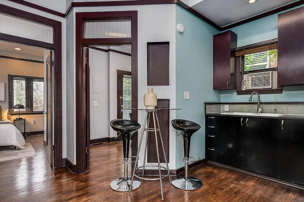 Image 3 of Cozy Capitol Hill Cottage