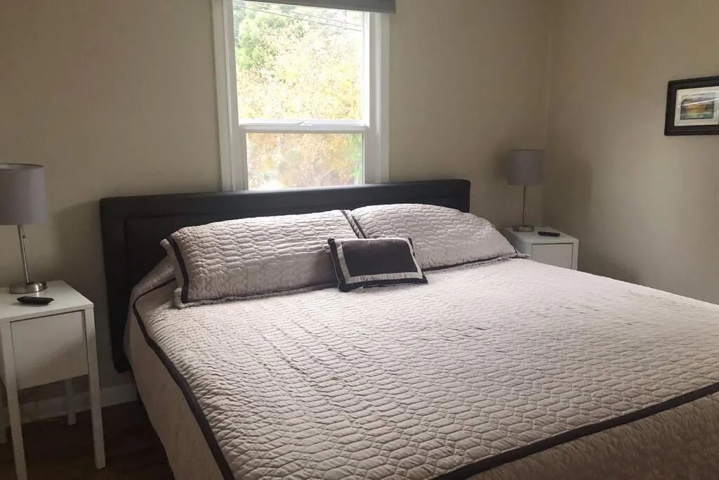 Image 1 of Cozy Crown Hill Carkeek Cottage w/3 Beds, Full Kitchen & Backyard in North Seattle
