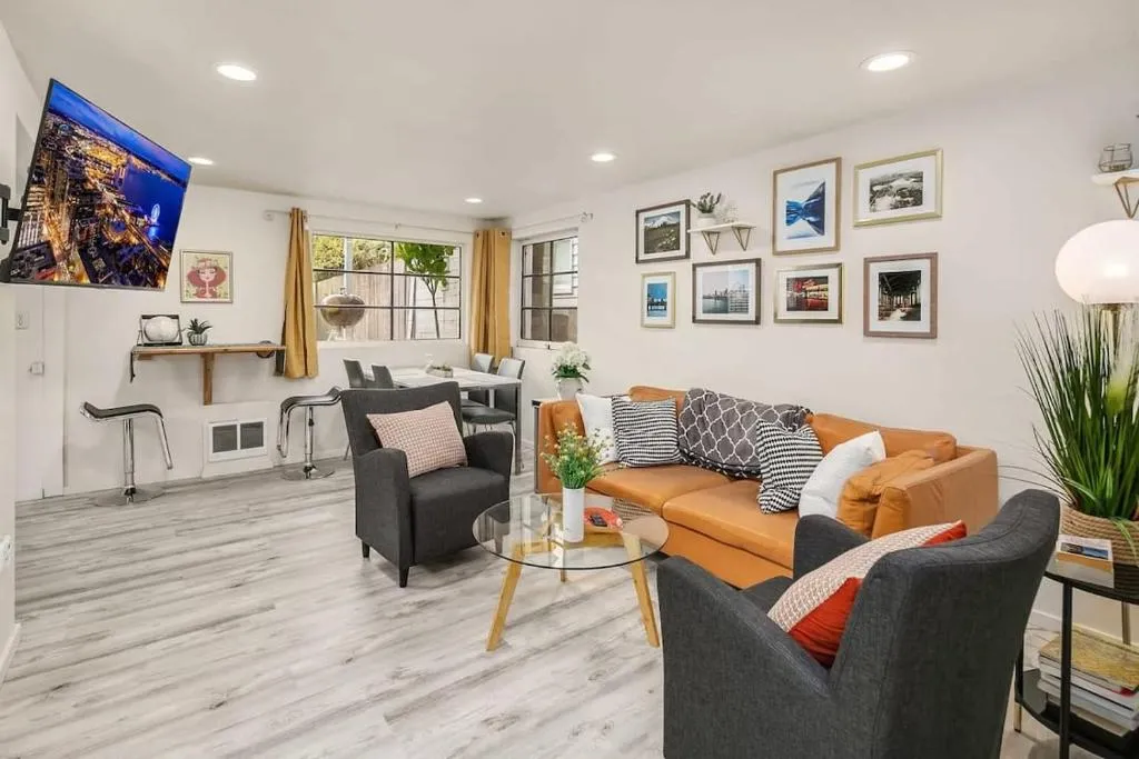 Image of Cozy Getaway Yard House with BBQ – UW – Children Hospital