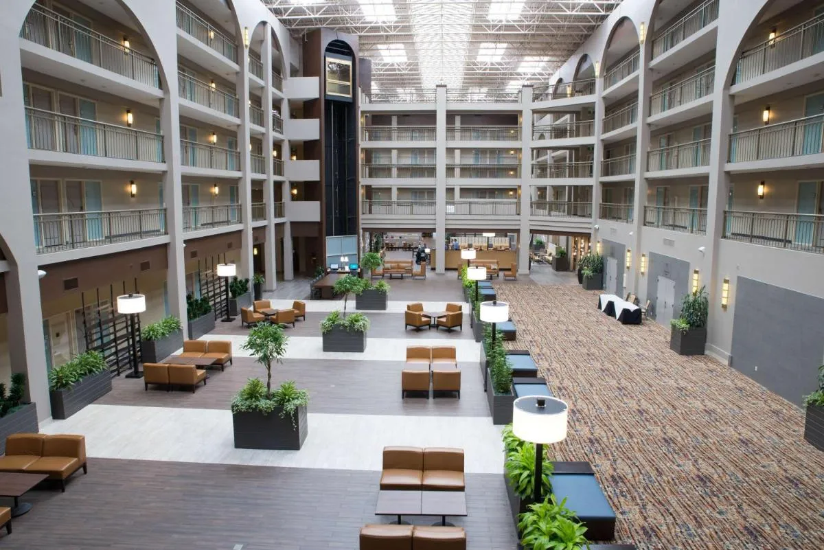 Image 4 of Embassy Suites by Hilton Seattle Bellevue