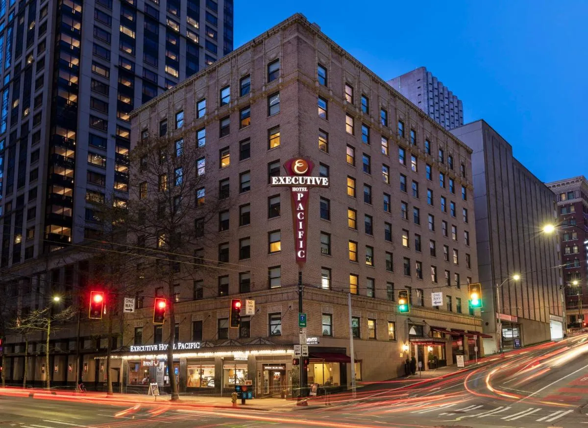 Image 5 of Executive Hotel Pacific