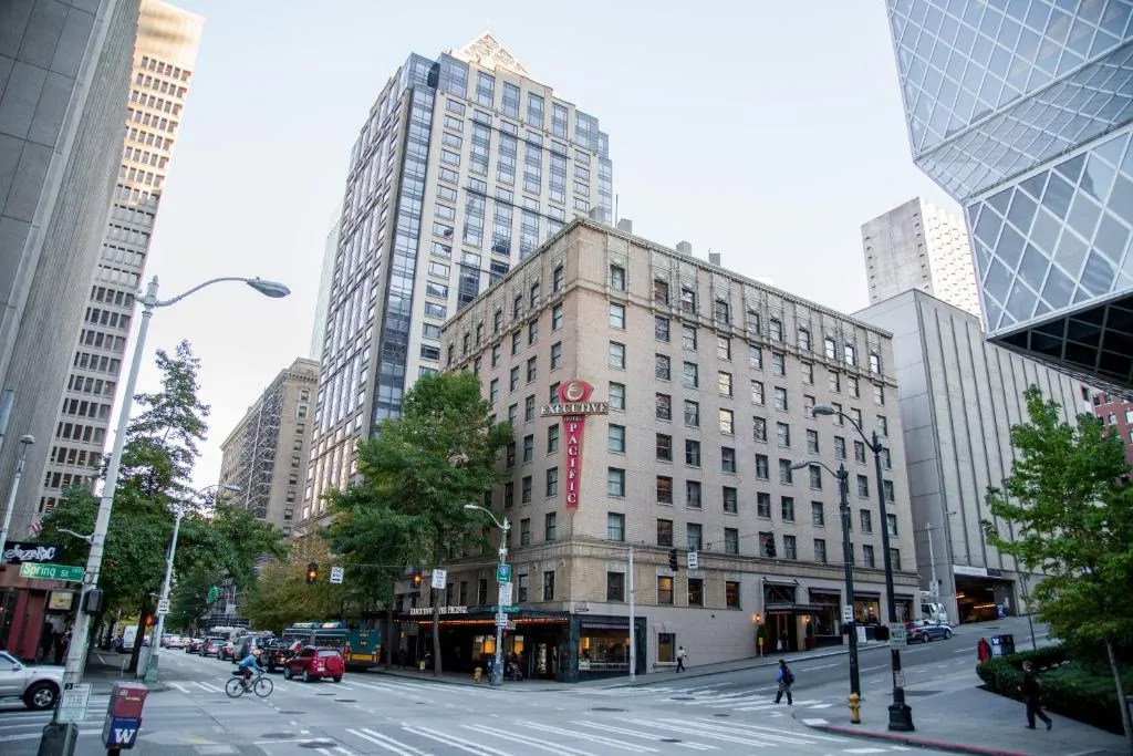 Image of Executive Hotel Pacific
