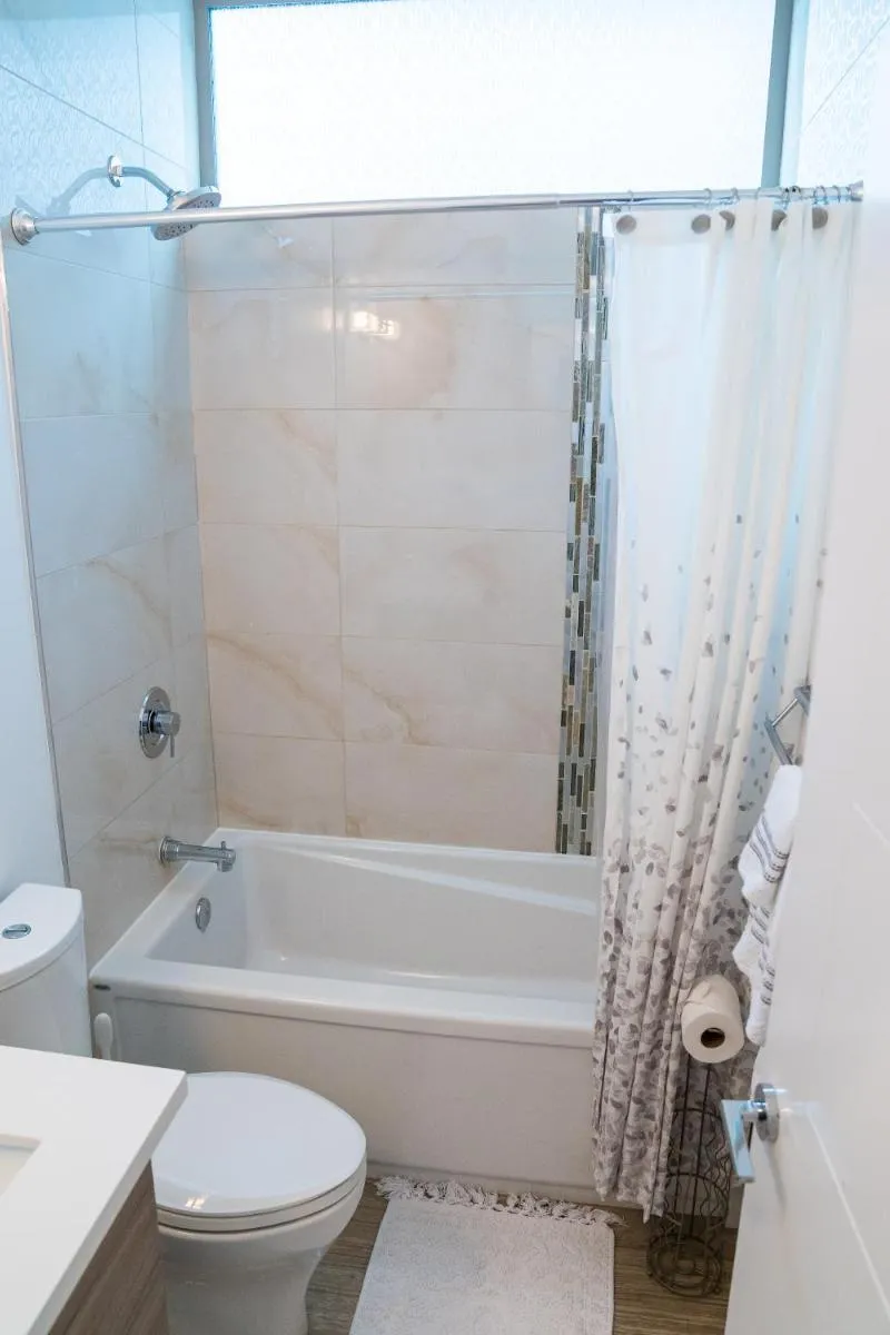 Image 6 of Explore Seattle Free Parking & Walk to Light Rail – New listing & ABNB Superhost
