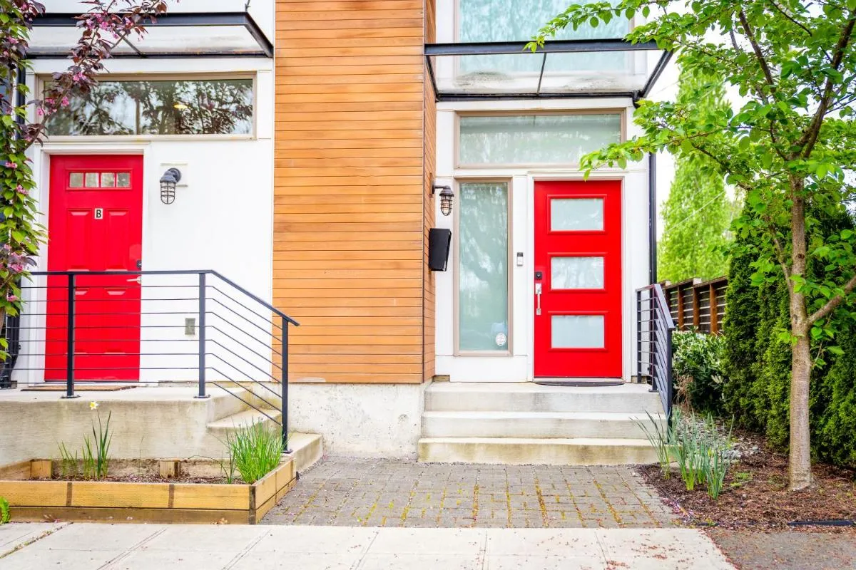 Image 2 of Explore Seattle Free Parking & Walk to Light Rail – New listing & ABNB Superhost