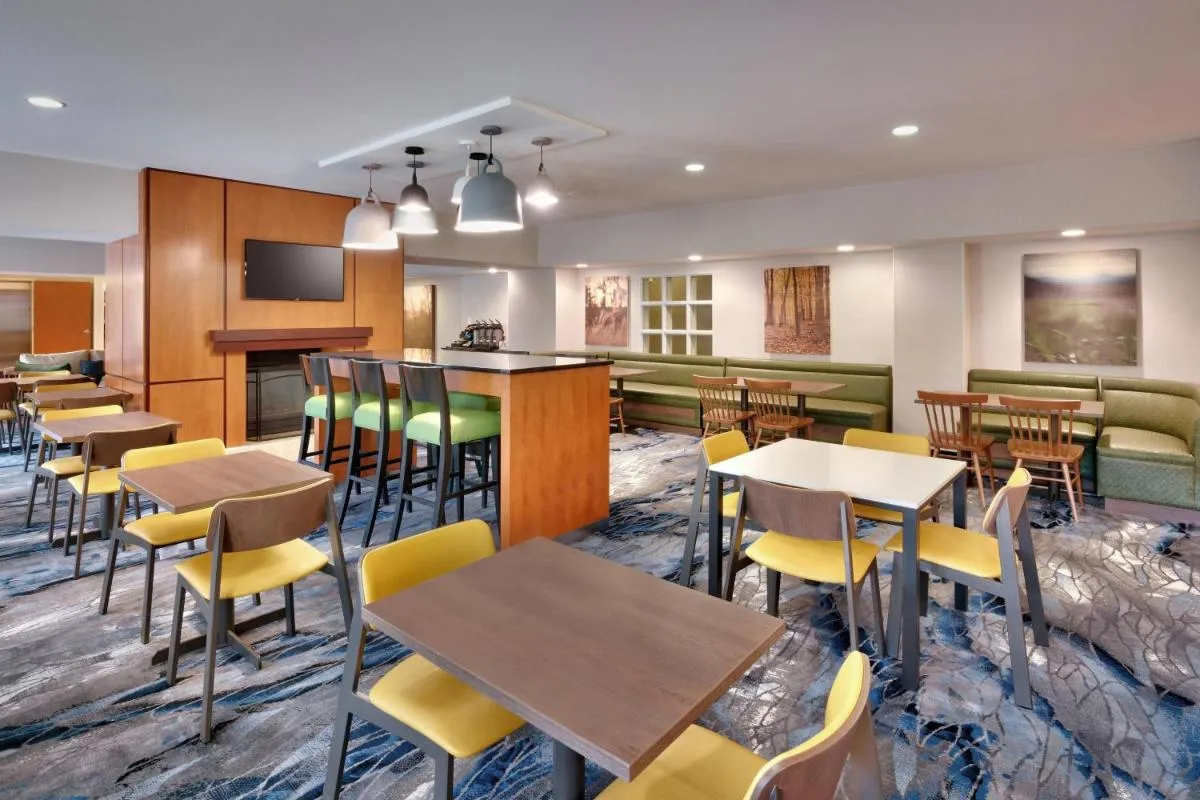Image 5 of Fairfield Inn & Suites Seattle Bellevue/Redmond