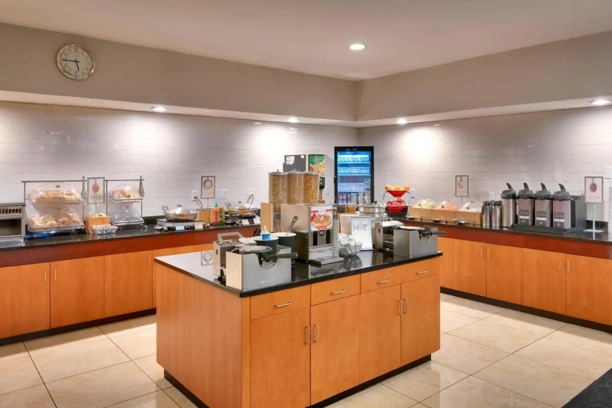 Image 4 of Fairfield Inn & Suites Seattle Bellevue/Redmond