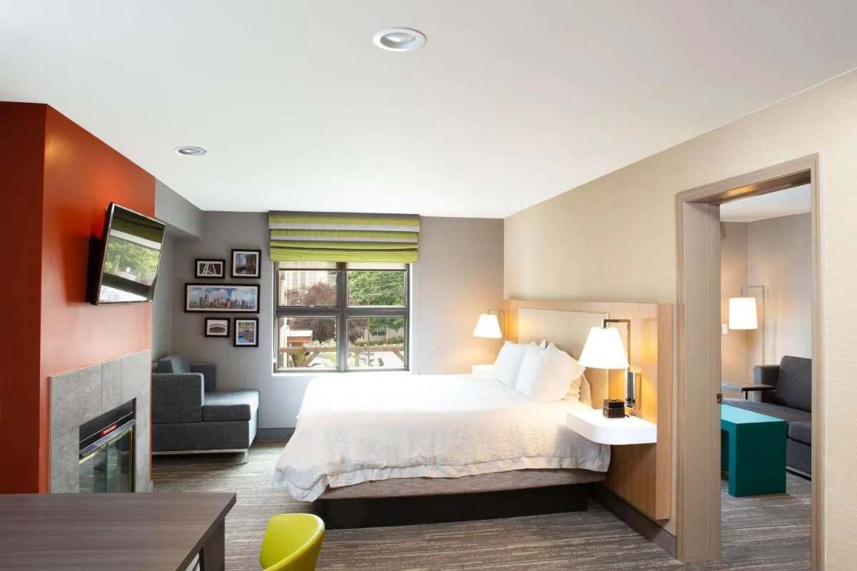 Image 1 of Hampton Inn & Suites Seattle-Downtown