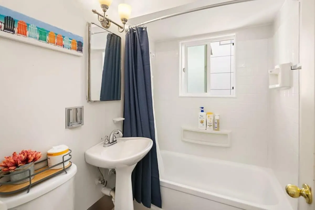 Image 2 of Hidden Getaway Family House – UW – Children Hospital