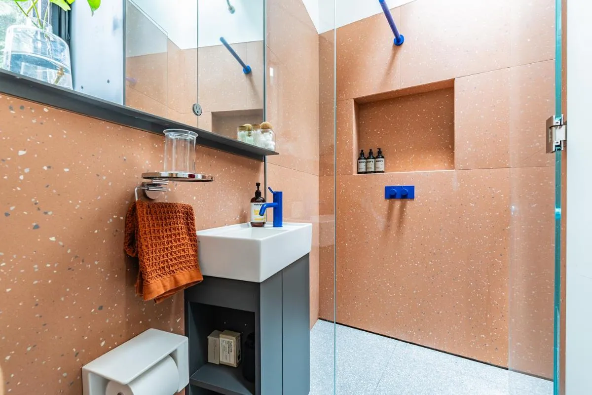 Image 2 of Hip Studio Central Bellevue