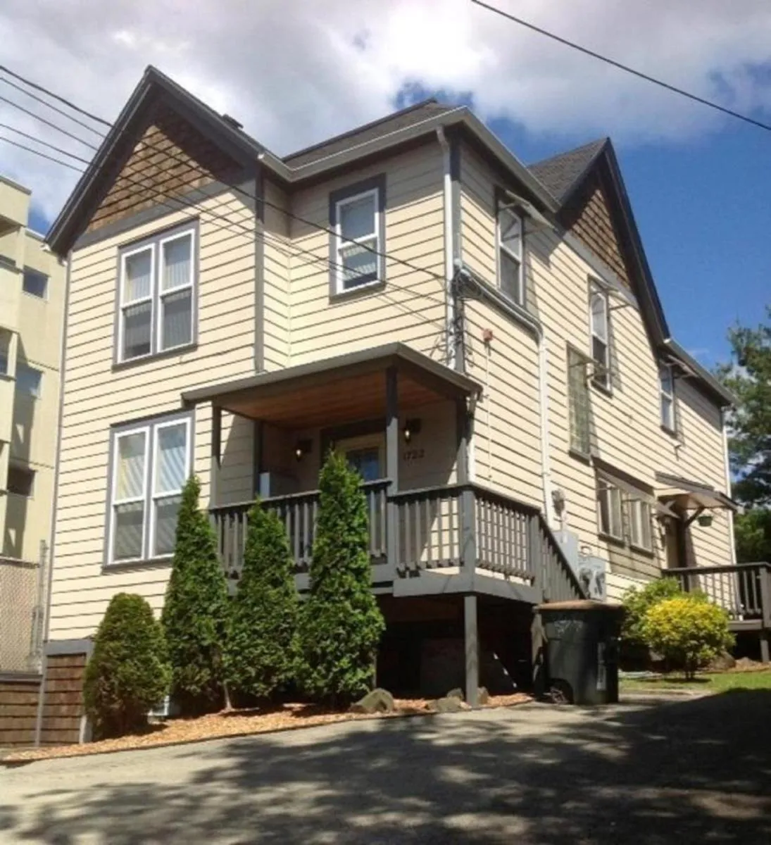 Image 5 of Hosteeva Capitol Hill 2BR Apt – 7 Walking Distance to Dining