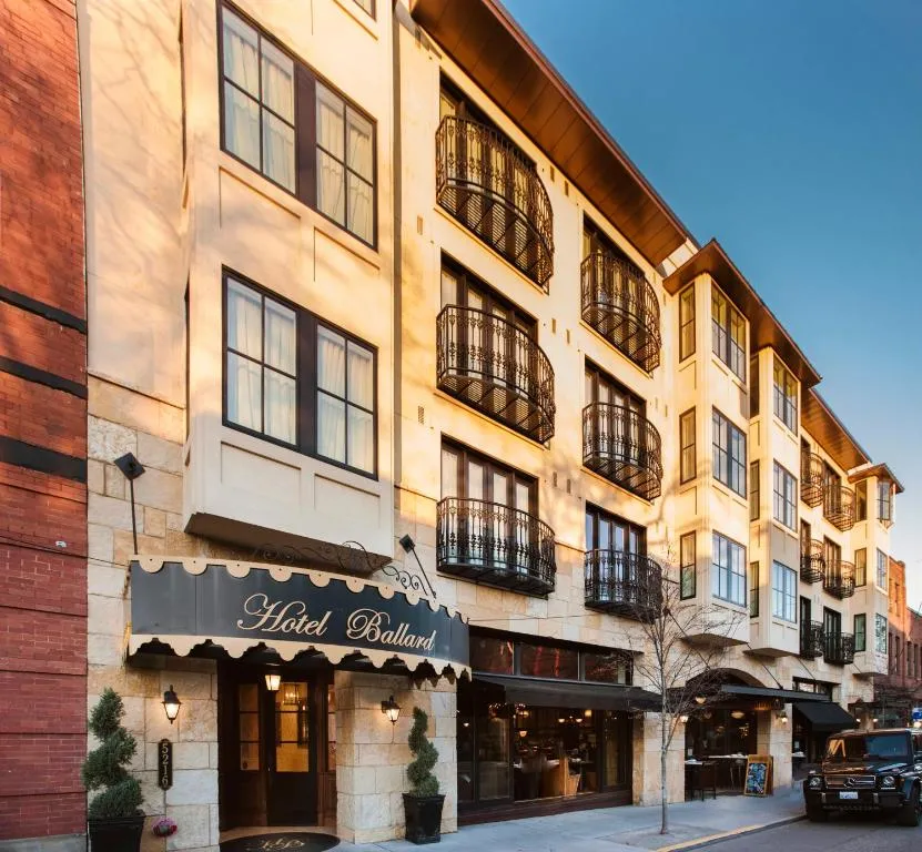 Image of Hotel Ballard