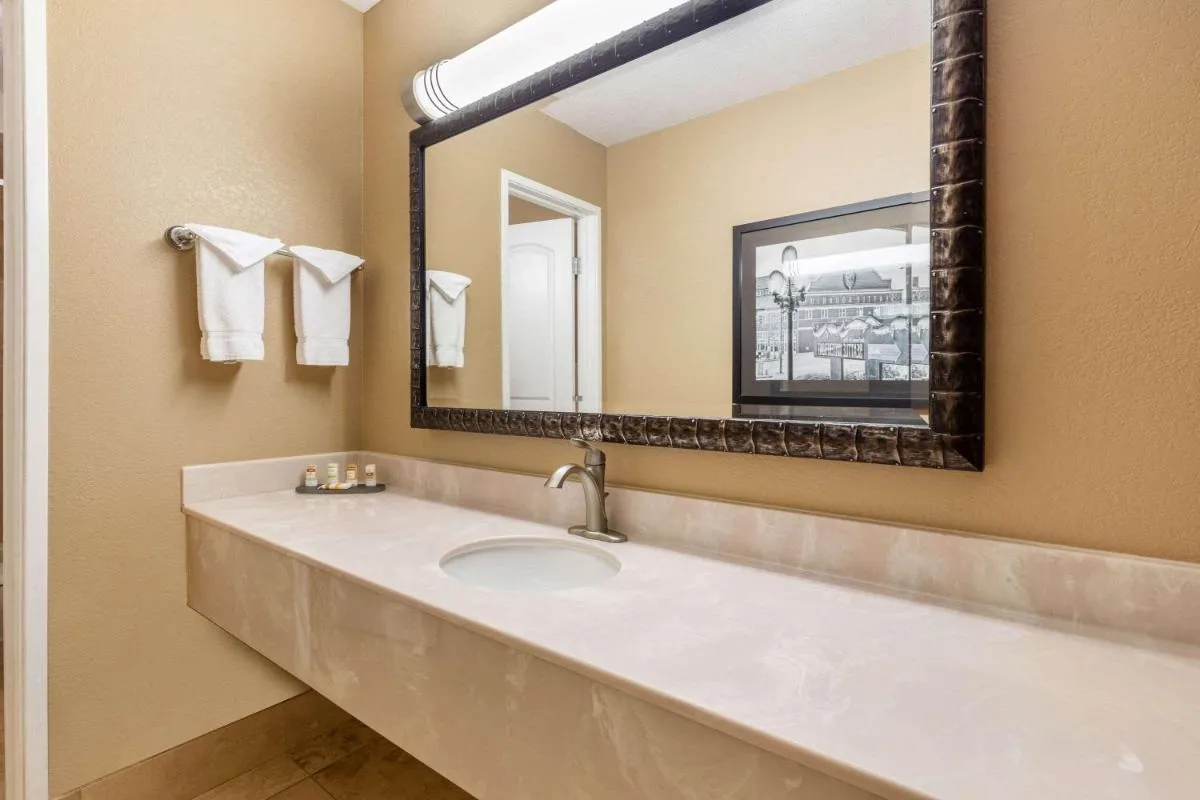 Image 2 of La Quinta by Wyndham Seattle Downtown