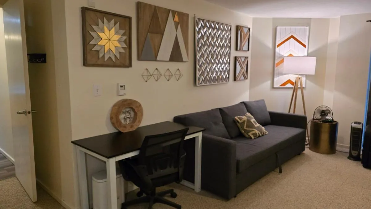 Image 3 of Lovely 1 Bedroom Condo in the Heart of Seattle!