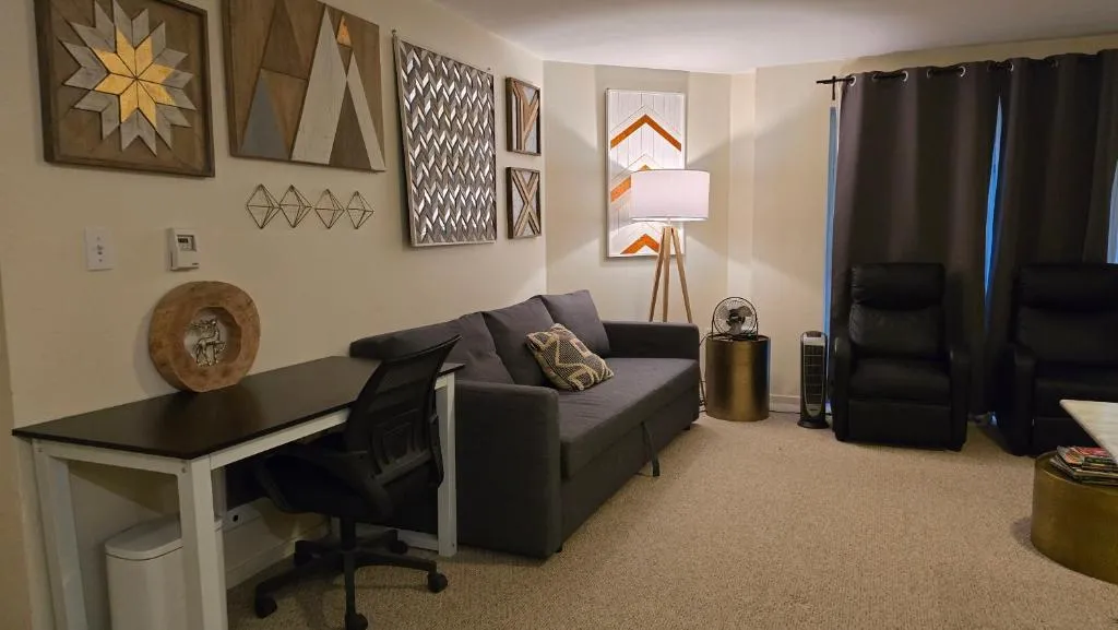 Image of Lovely 1 Bedroom Condo in the Heart of Seattle!