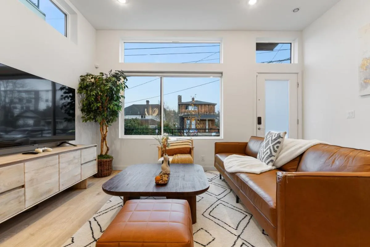 Image 4 of Luxe Central Home with Views & Rooftop