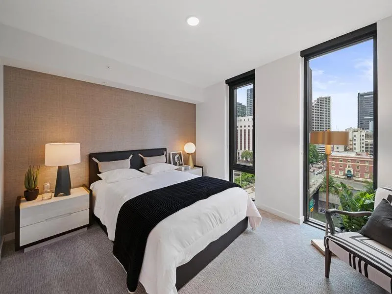 Image 1 of Luxury 1 Bedroom 1Bath Convention Center