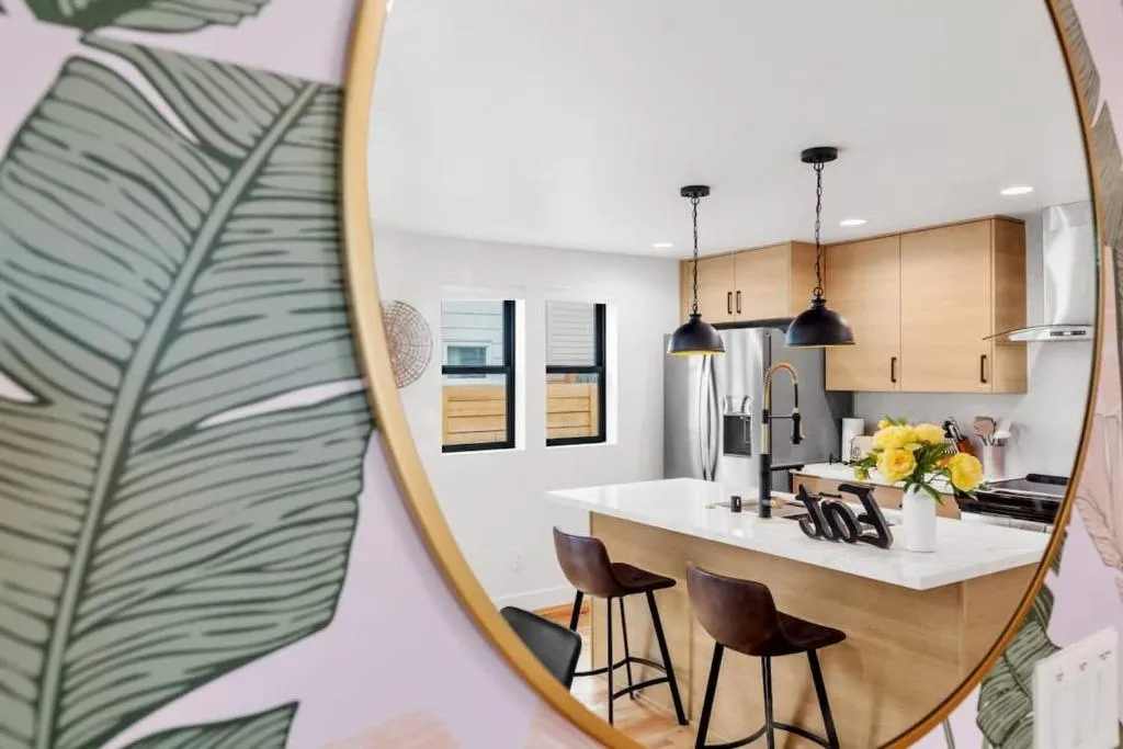 Image of Madison Valley New Built 2B-2 5B Luxe Retreat