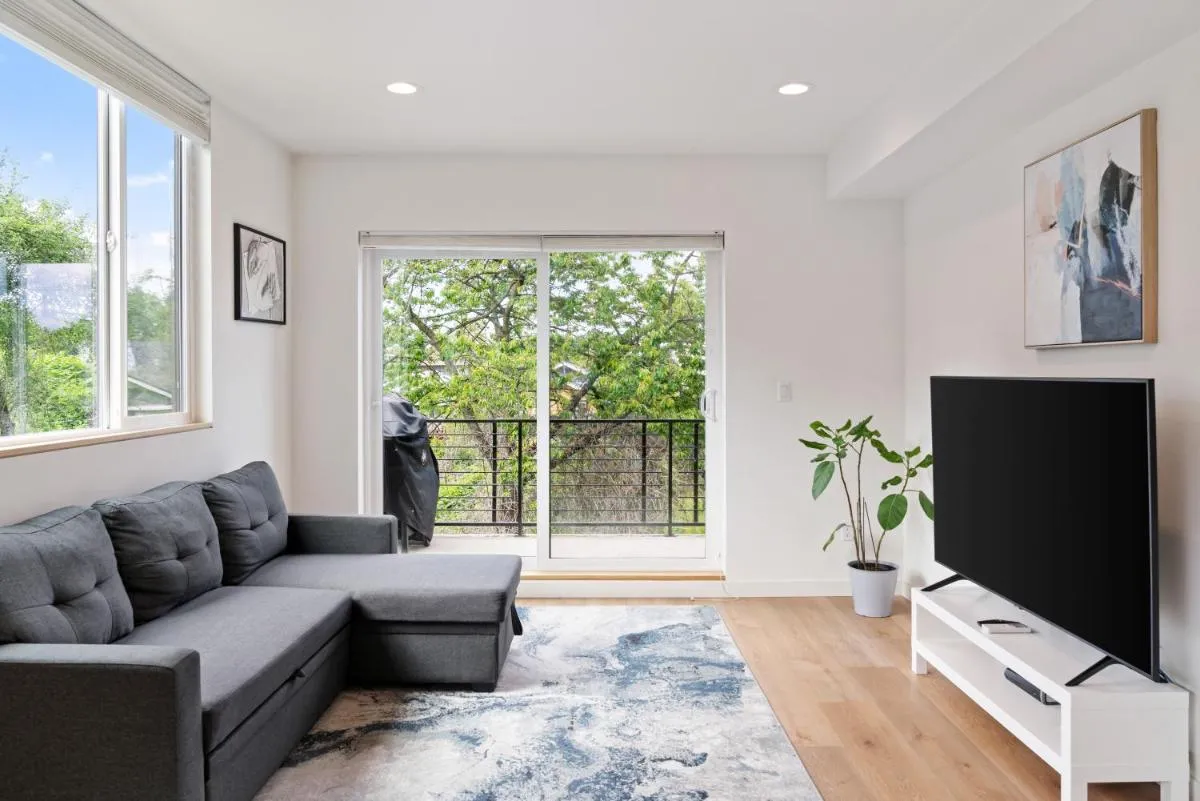 Image 1 of Modern two story townhouse near light rail