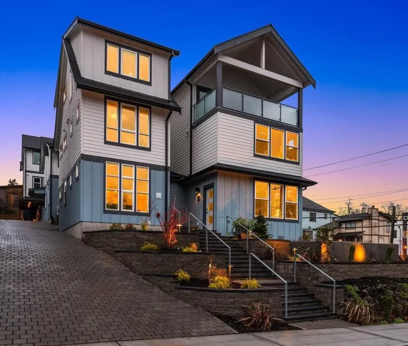 Image of New House in peaceful and trendy Central District
