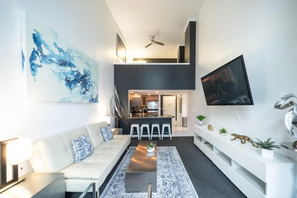 Image of Penthouse Suite Downtown, Top Floor