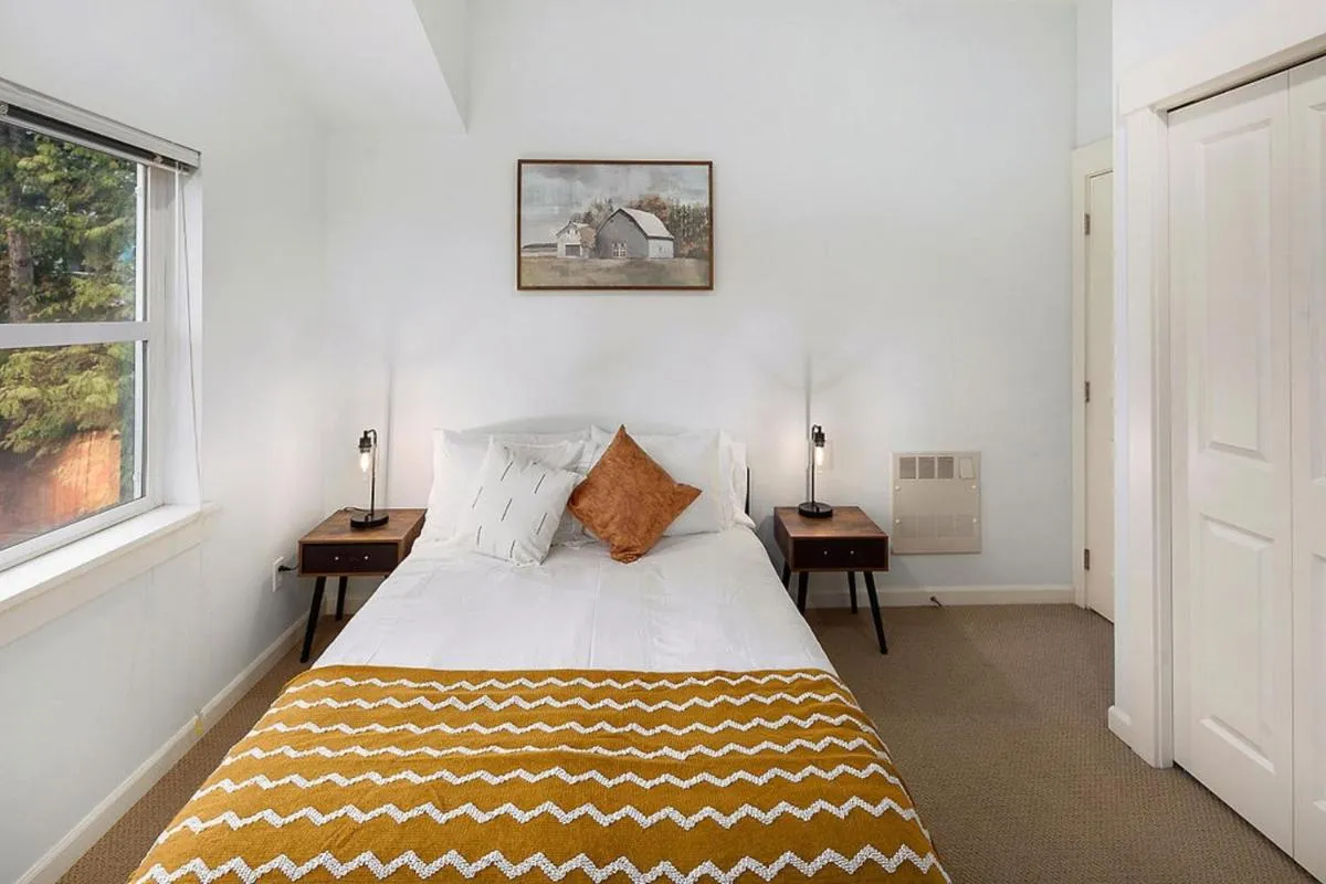 Image 1 of Perch – Aurora Abode