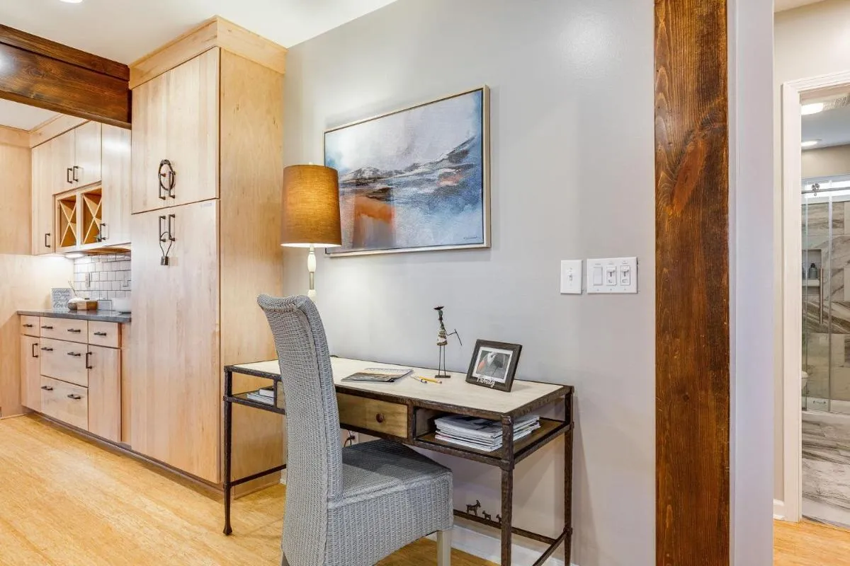 Image 2 of Perch – Beacon Hill Abode