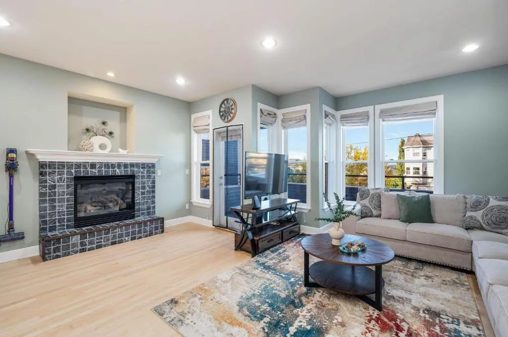 Image of Perch – Phinney Guest House