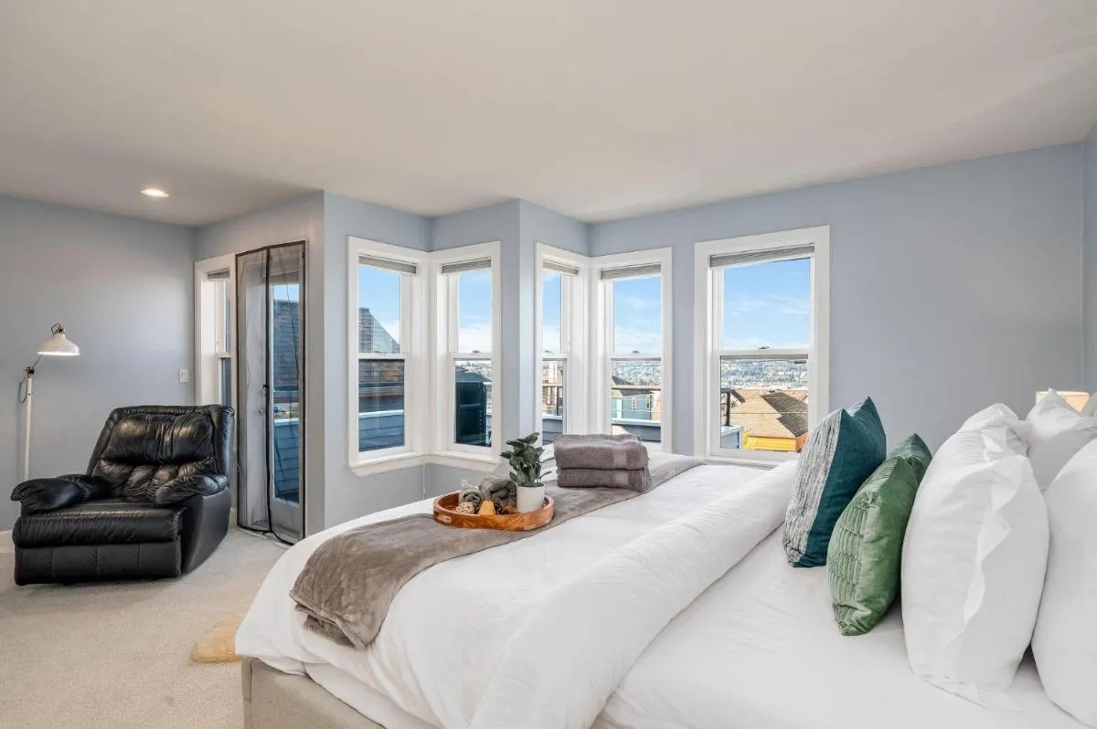 Image 1 of Perch – Phinney Guest House