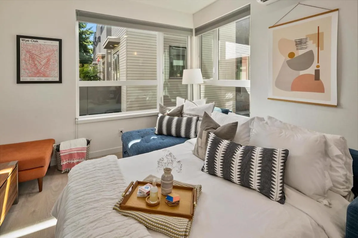 Image 1 of Perch – Urban Abode 18
