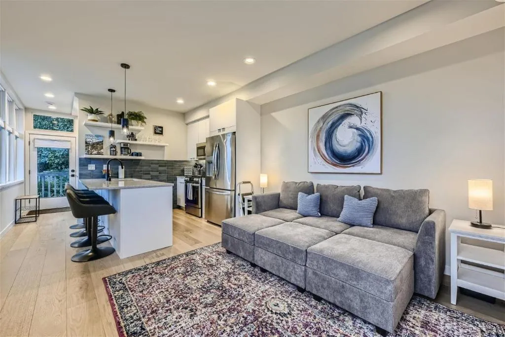 Image of Perch – Wallingford Comfort