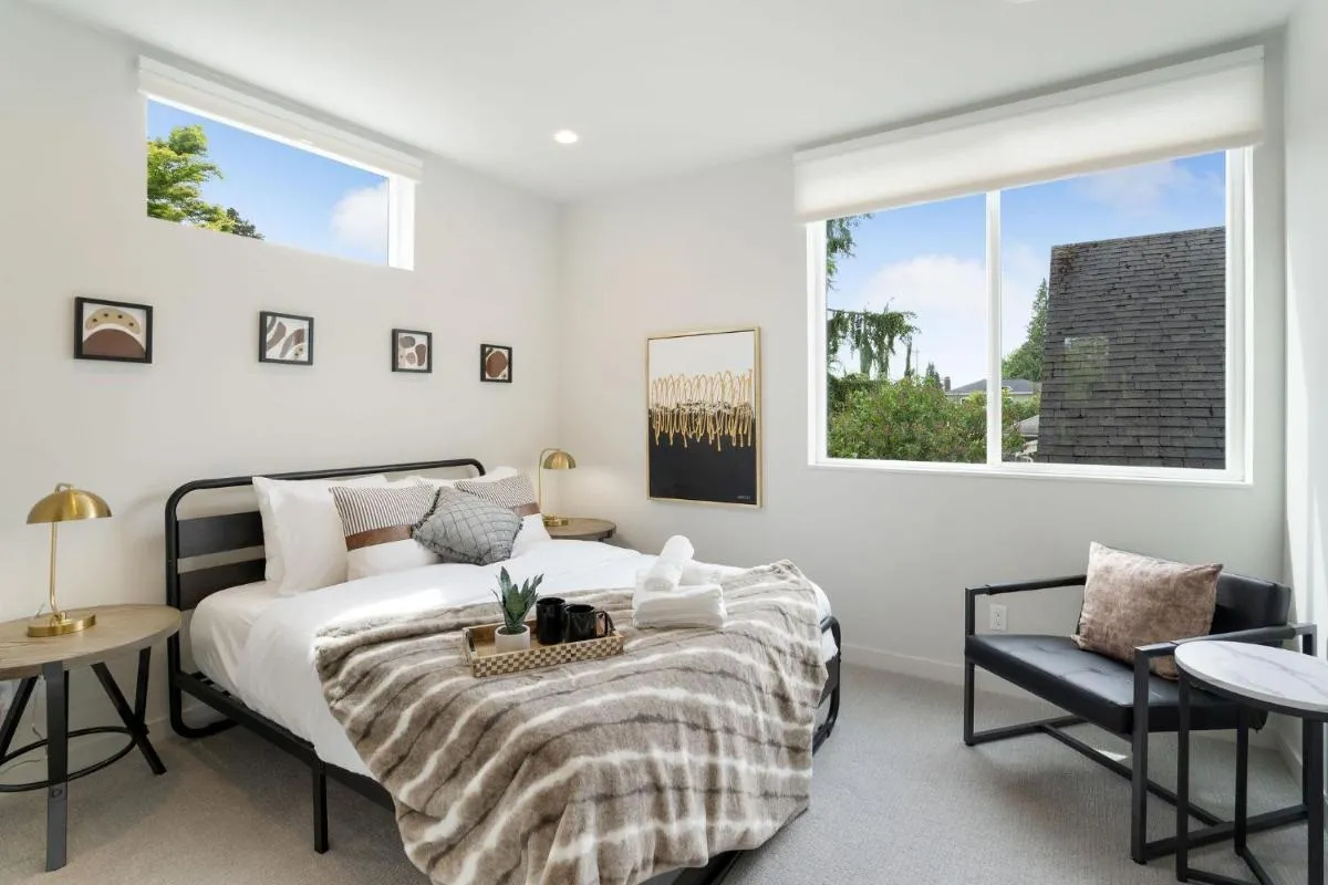 Image 1 of Perch – Wallingford Place