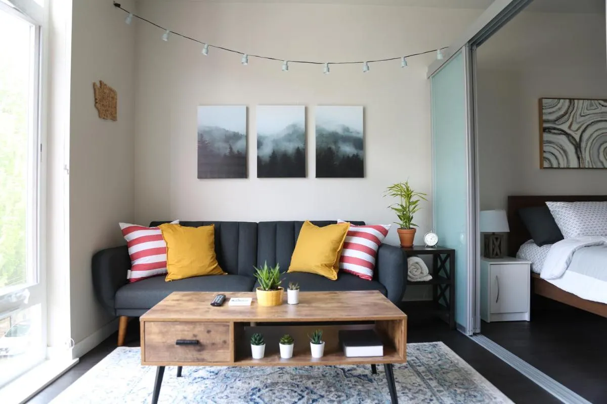 Image 6 of Queen Anne Abode – 1 Block from CPA! – Free Parking!