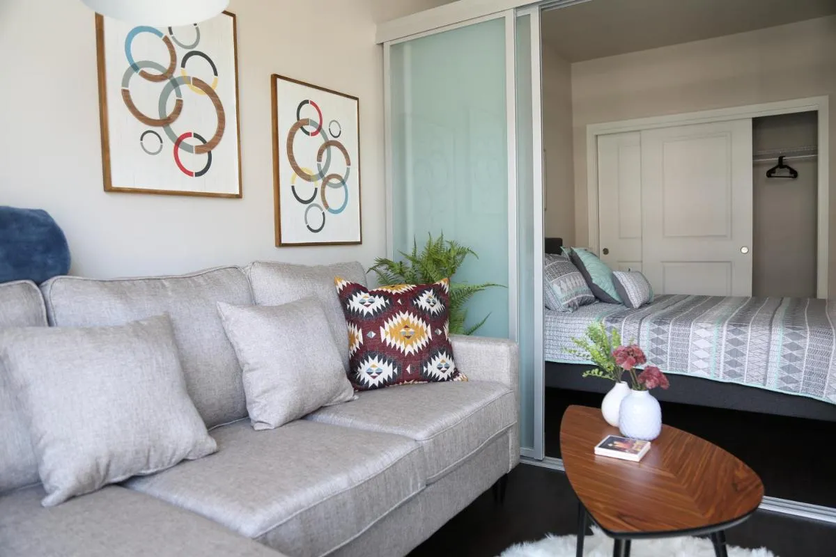 Image 3 of Queen Anne Retreat – 1 Blk from CPA – Free Parking