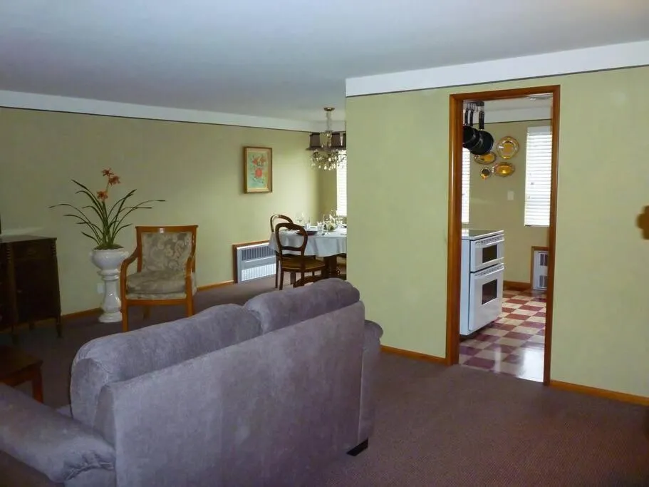 Image of Quiet Residential Wallingford w/PARKING