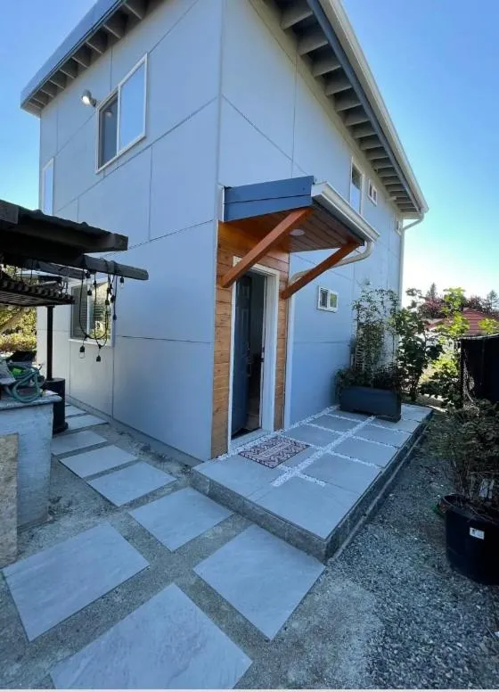 Image 6 of Room with private bath Santoniri inspired