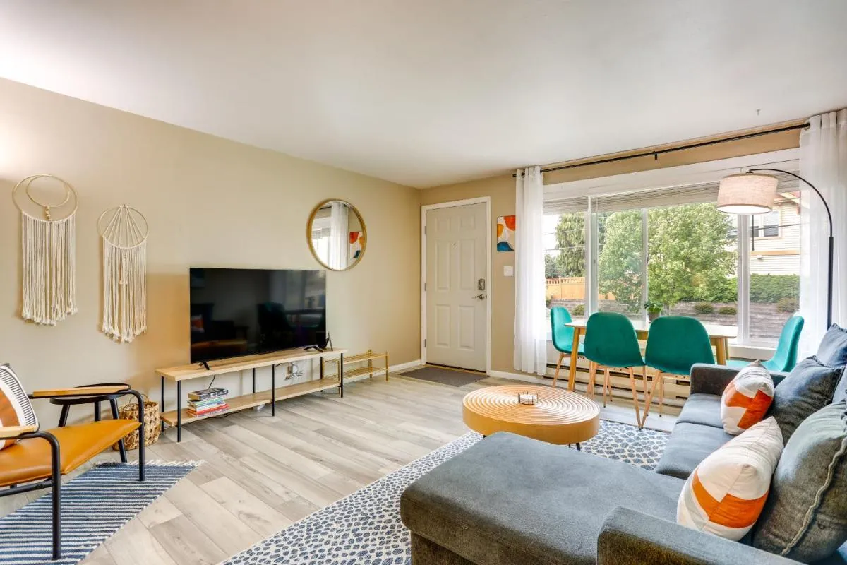 Image 4 of Scandi Boho Seattle Apartment, Walk to Waterfront!