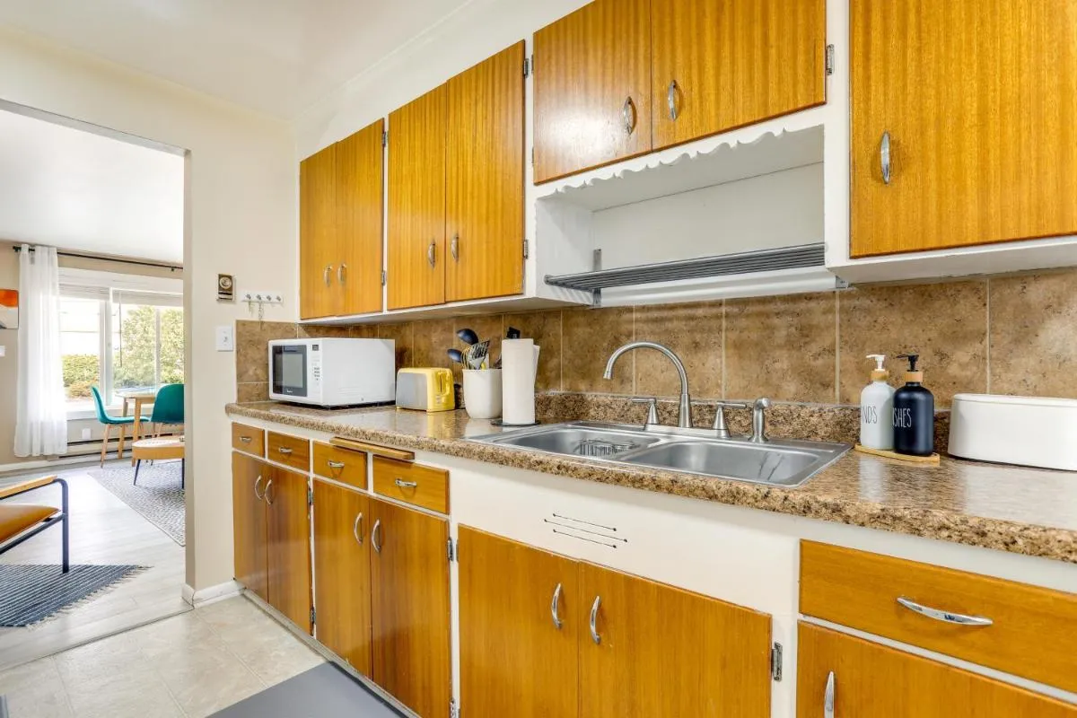 Image 3 of Scandi Boho Seattle Apartment, Walk to Waterfront!