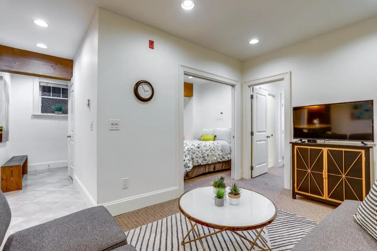 Image 1 of Seattle Condo with Parking, Near Space Needle!